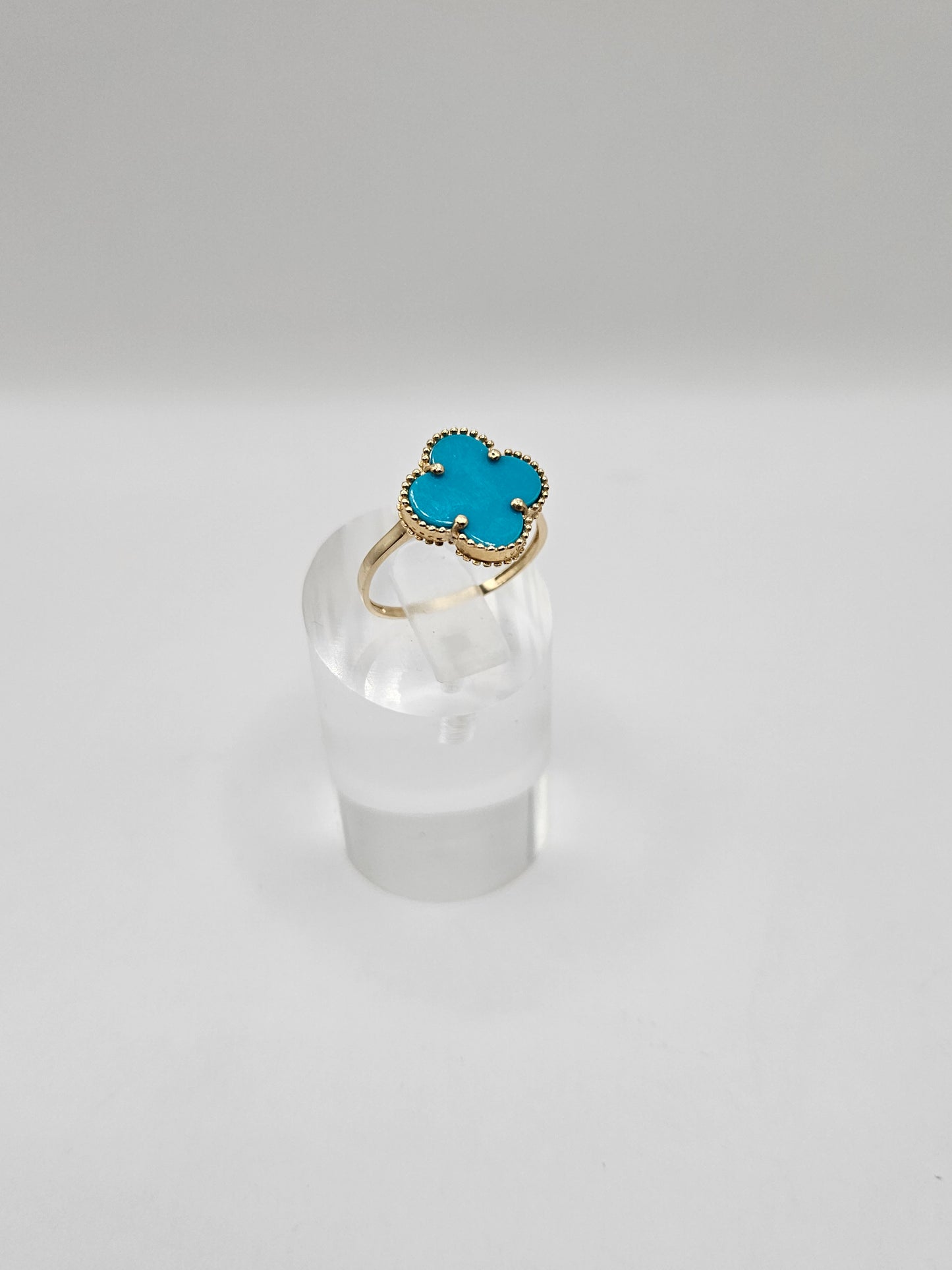 Anillo de trebol turquesa 14k