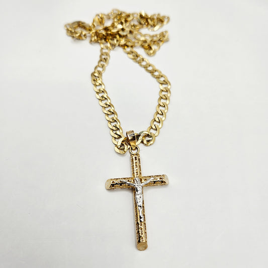 Cadena Cubana 14k y Cristo dos oros 14k
