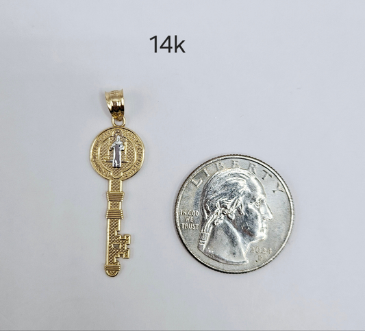 Llave de San Benito 14k